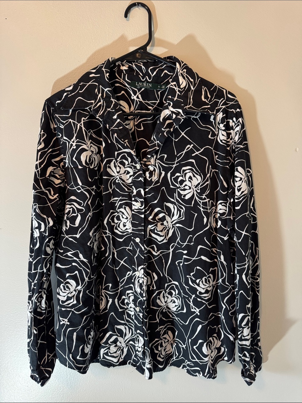 Lauren Ralph Lauren Black & White Floral Button-Down Shirt